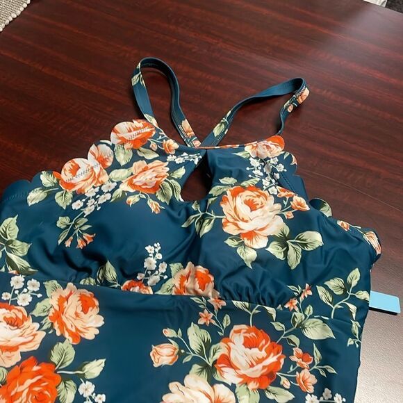 Cupshe Teal Floral Scalloped Crisscross One Piece Swimsuit | size XL | NWT - Picture 4 of 11